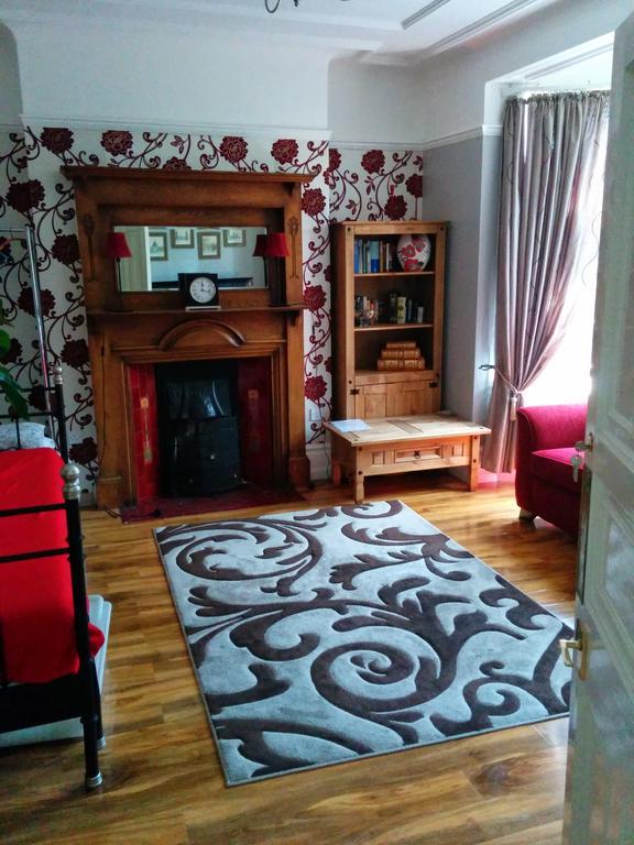 Beautiful Room In Victorian Family Home Ilford Dış mekan fotoğraf